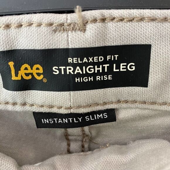 Lee Instantly Slims Straight Leg Relaxed Fit High Rise Jean Size 14 - Picture 7 of 14